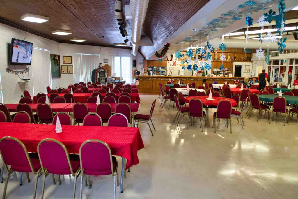 Main Room red table cloths